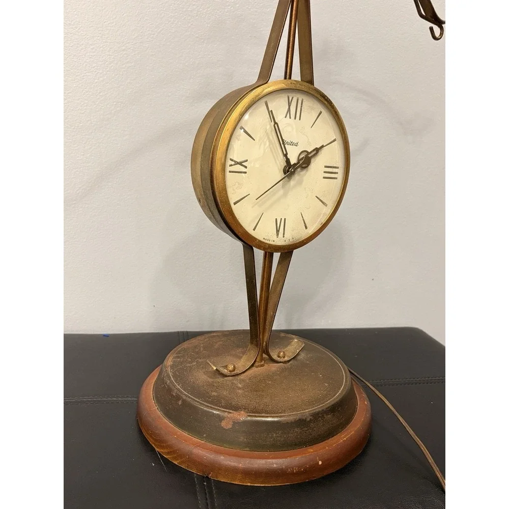Vintage United Metal‎ Goods Electric Clock American Eagle Made In USA WORKS!